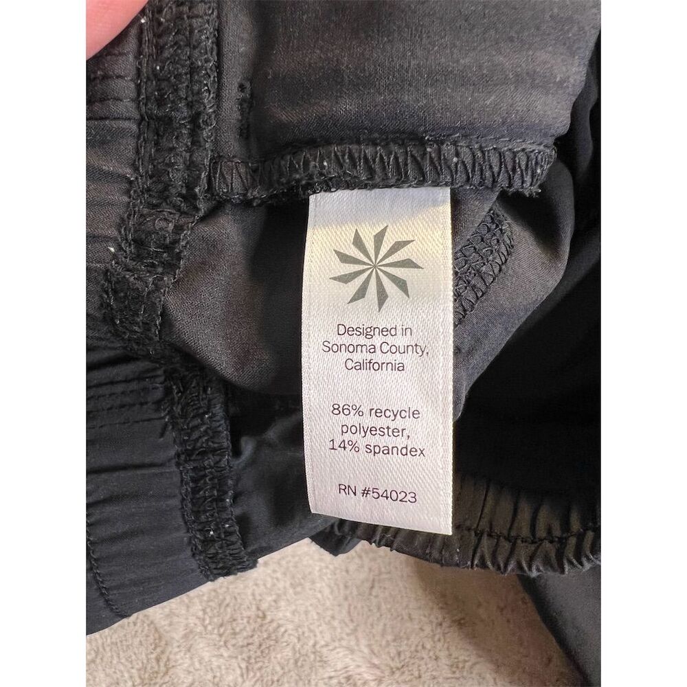 Athleta Women's Jogger Capri Pants Standard Size 8 Black Casual Activewear - Picture 7 of 10